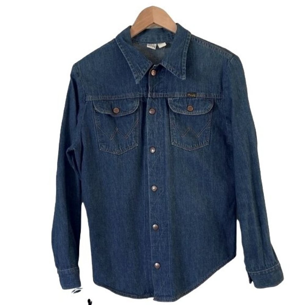 VINTAGE Retro Wrangler Top Womens Button up Denim shirt USA Western Boho Casual